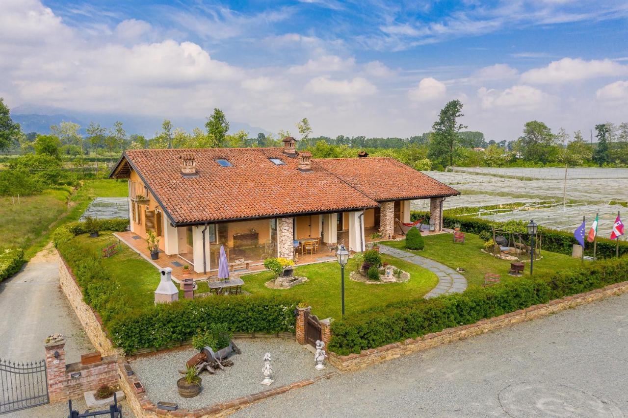 Agriturismo Il Nido Di Bacco Villa Saluzzo Luaran gambar