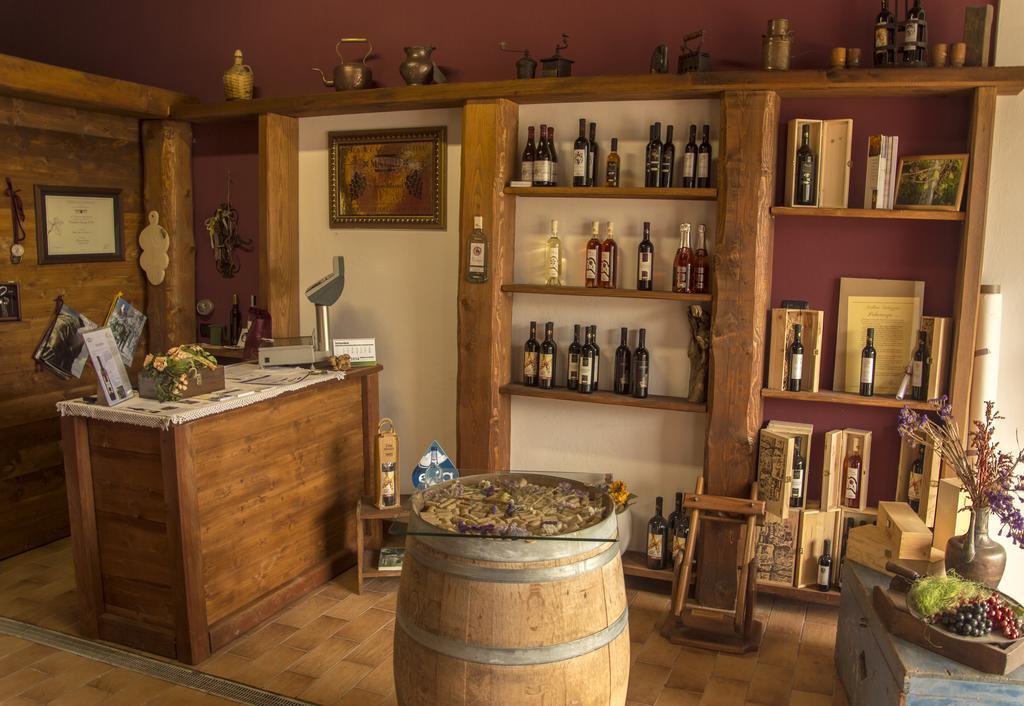 Agriturismo Il Nido Di Bacco Villa Saluzzo Luaran gambar